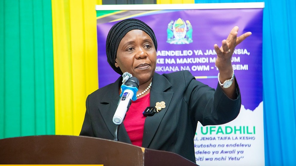 VIPAUMBELE, BAJETI VIENDANE NA MAHITAJI HALISI YA WATOTO - WAZIRI DKT. GWAJIMA