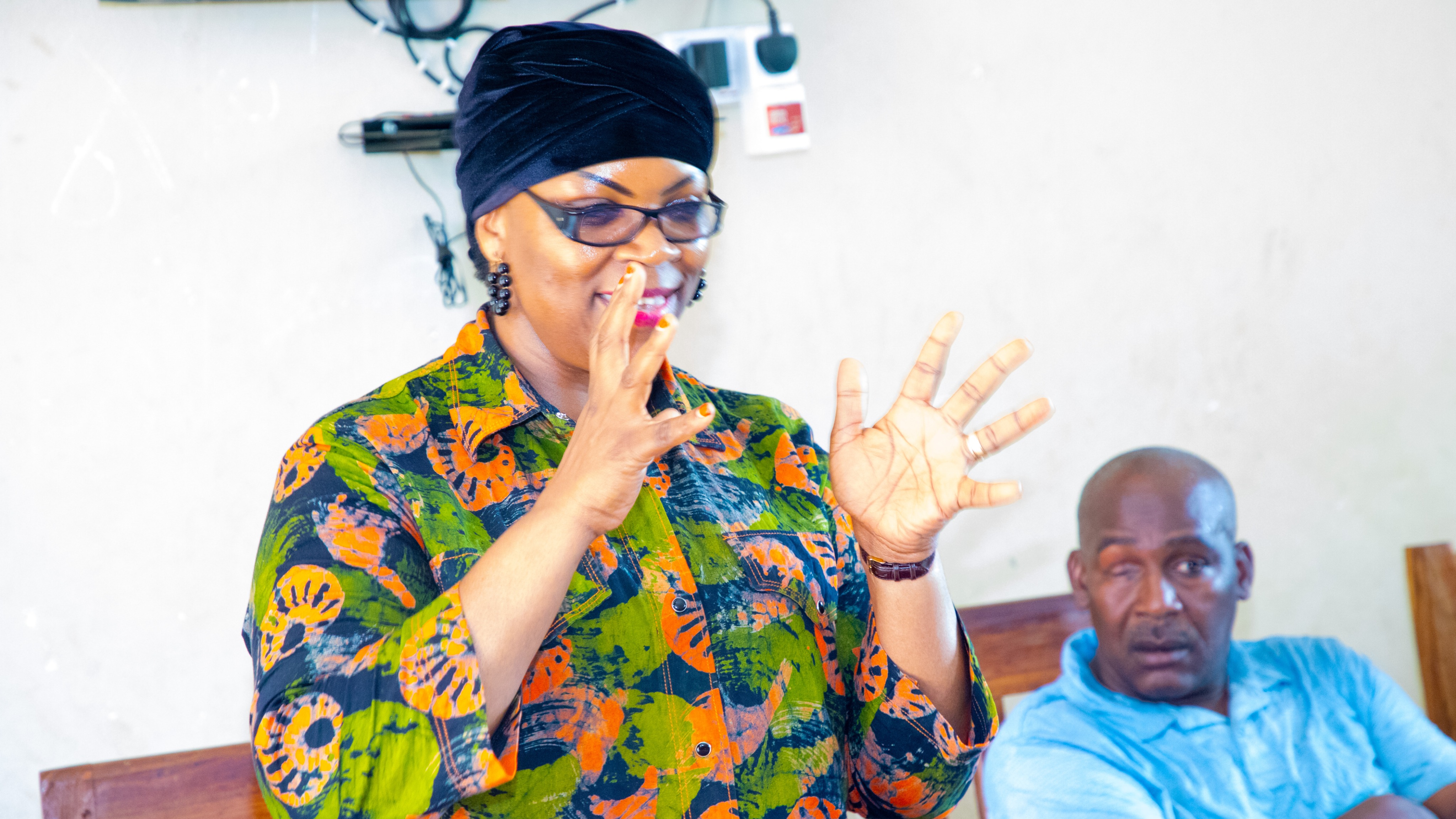 MDEMU AHIMIZA WANAWAKE KUWEKEZA NGUVU MALEZI YA WATOTO.