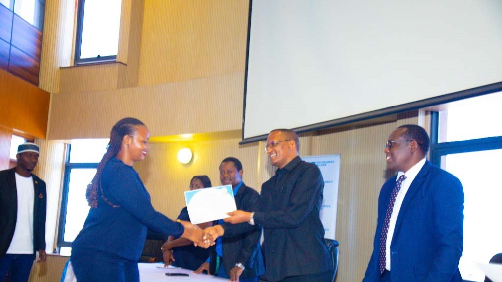 DKT. JINGU AWATAKA WATAALAM WA MALEZI YA KAMBO KUFIKISHA ELIMU KWA JAMII.